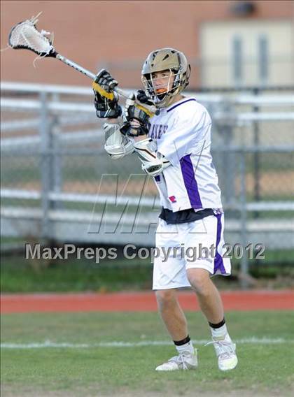 Thumbnail 3 in Huntington @ Islip photogallery.