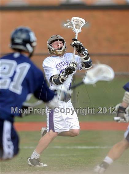 Thumbnail 2 in Huntington @ Islip photogallery.