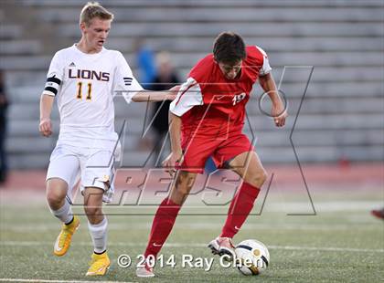 Thumbnail 3 in Durango vs. Littleton (CHSAA 4A Round of 16) photogallery.