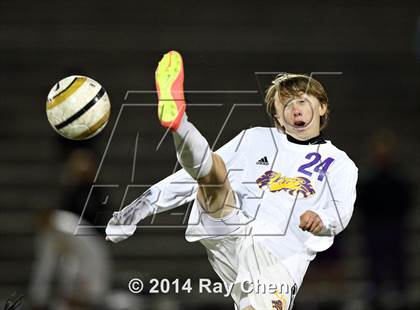 Thumbnail 1 in Durango vs. Littleton (CHSAA 4A Round of 16) photogallery.