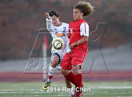 Thumbnail 1 in Durango vs. Littleton (CHSAA 4A Round of 16) photogallery.