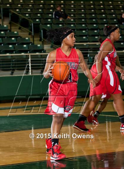 Thumbnail 2 in Greenville vs Prosper (Prosper Holiday Classic) photogallery.
