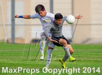 Thumbnail 3 in Rivera vs. Lopez (UIL 5A Regional Finals) photogallery.