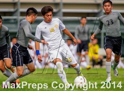 Thumbnail 2 in Rivera vs. Lopez (UIL 5A Regional Finals) photogallery.