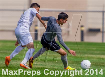 Thumbnail 2 in Rivera vs. Lopez (UIL 5A Regional Finals) photogallery.
