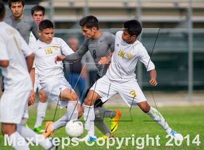 Thumbnail 2 in Rivera vs. Lopez (UIL 5A Regional Finals) photogallery.