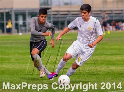 Thumbnail 3 in Rivera vs. Lopez (UIL 5A Regional Finals) photogallery.