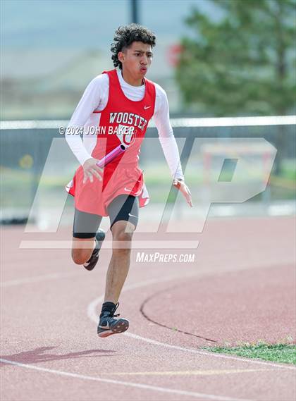Thumbnail 3 in Fernley Invitational (4X200M Relay) photogallery.