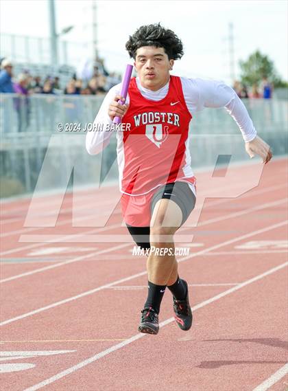 Thumbnail 3 in Fernley Invitational (4X200M Relay) photogallery.