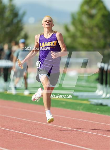 Thumbnail 1 in Fernley Invitational (4X200M Relay) photogallery.
