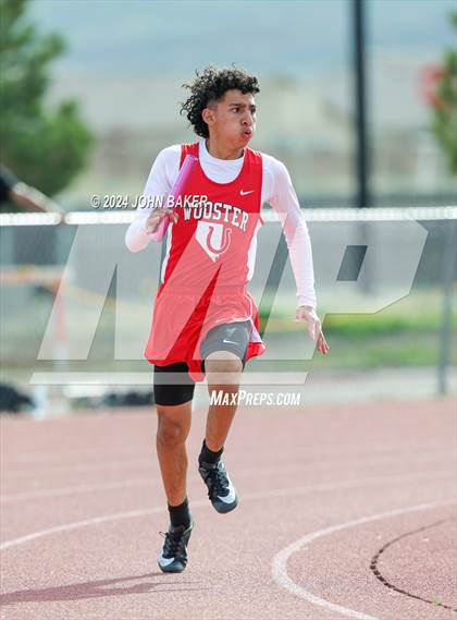 Thumbnail 1 in Fernley Invitational (4X200M Relay) photogallery.