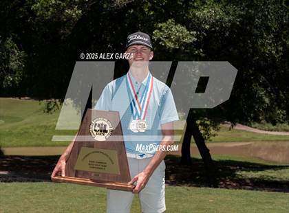 Thumbnail 2 in UIL Golf 1A Boys Final (Awards) photogallery.