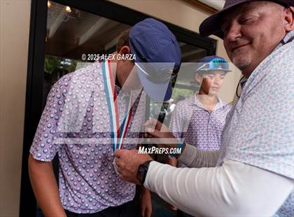 Thumbnail 3 in UIL Golf 1A Boys Final (Awards) photogallery.