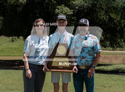 Thumbnail 1 in UIL Golf 1A Boys Final (Awards) photogallery.