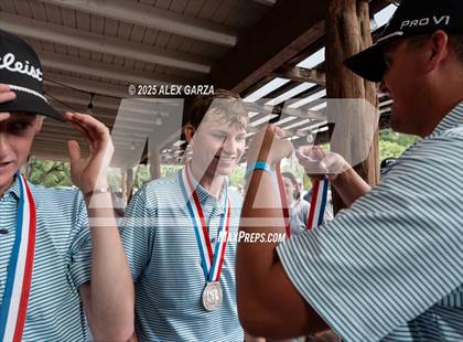 Thumbnail 2 in UIL Golf 1A Boys Final (Awards) photogallery.