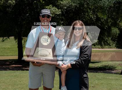 Thumbnail 3 in UIL Golf 1A Boys Final (Awards) photogallery.