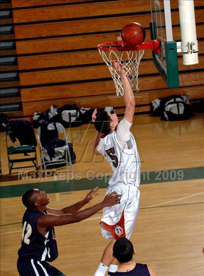 Thumbnail 2 in Cienega vs. Birmingham (MaxPreps Holiday Classic) photogallery.