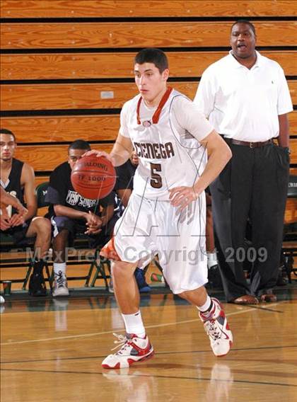 Thumbnail 3 in Cienega vs. Birmingham (MaxPreps Holiday Classic) photogallery.