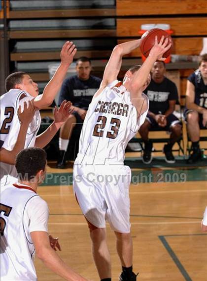 Thumbnail 2 in Cienega vs. Birmingham (MaxPreps Holiday Classic) photogallery.