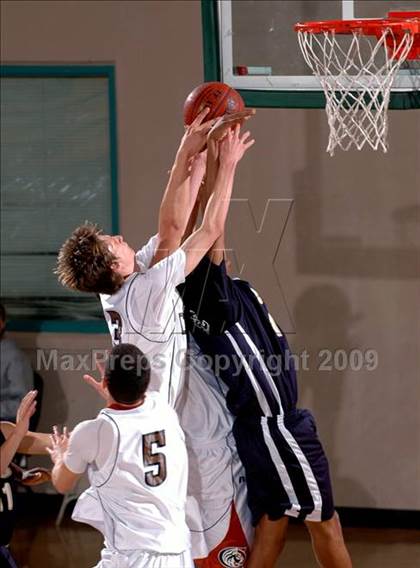 Thumbnail 2 in Cienega vs. Birmingham (MaxPreps Holiday Classic) photogallery.