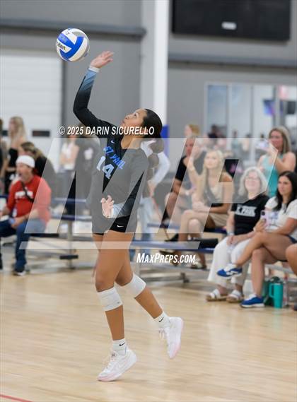 Thumbnail 1 in St. Paul vs Maricopa (Nike Tournament of Champions – Southwest) photogallery.