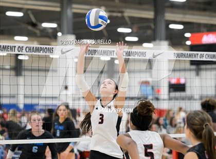 Thumbnail 2 in St. Paul vs Maricopa (Nike Tournament of Champions – Southwest) photogallery.