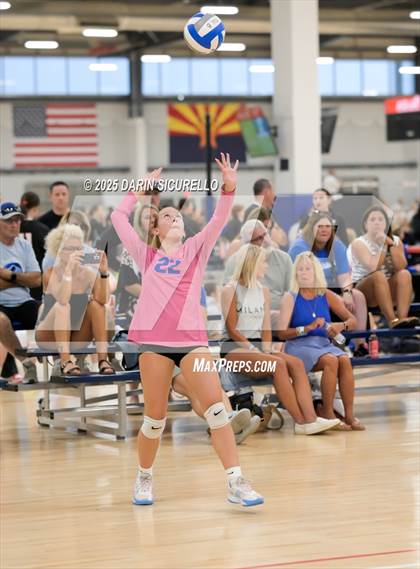 Thumbnail 1 in St. Paul vs Maricopa (Nike Tournament of Champions – Southwest) photogallery.