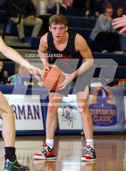 Thumbnail 3 in Maple Mountain vs. Spanish Fork (Tarkanian Classic) photogallery.