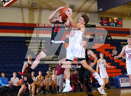Thumbnail 1 in Maple Mountain vs. Spanish Fork (Tarkanian Classic) photogallery.