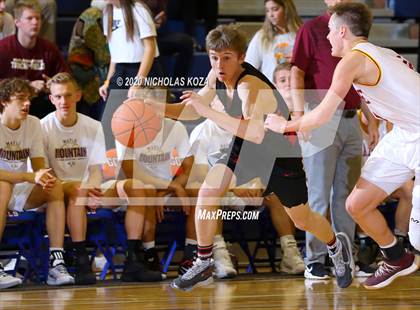Thumbnail 1 in Maple Mountain vs. Spanish Fork (Tarkanian Classic) photogallery.