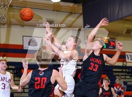 Thumbnail 2 in Maple Mountain vs. Spanish Fork (Tarkanian Classic) photogallery.
