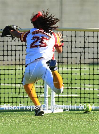 Thumbnail 3 in Garden Grove vs. Wilson photogallery.