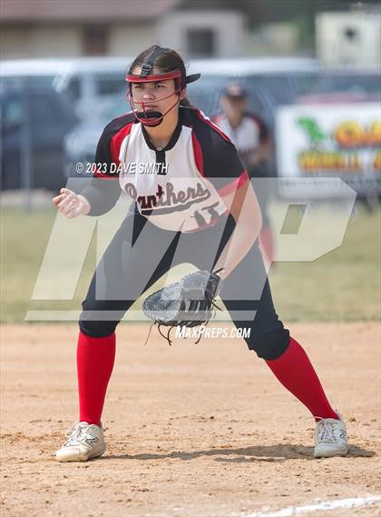 Thumbnail 1 in Beckman vs Monticello (West Delaware Invitational) photogallery.