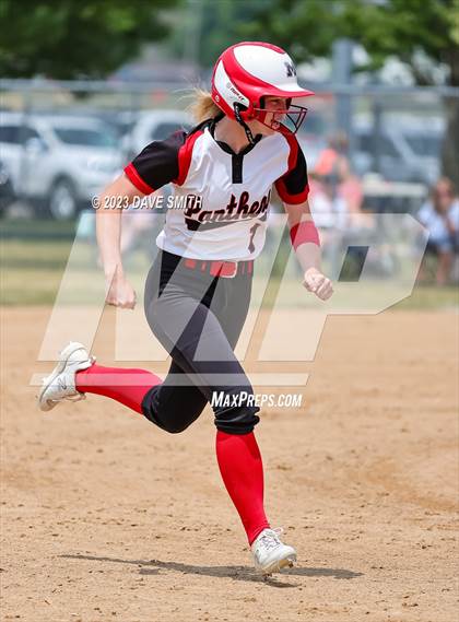 Thumbnail 2 in Beckman vs Monticello (West Delaware Invitational) photogallery.