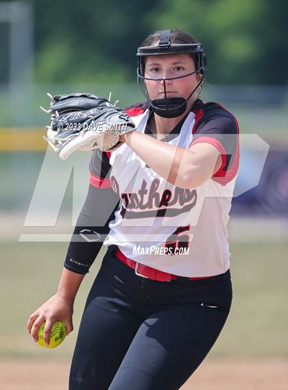 Thumbnail 2 in Beckman vs Monticello (West Delaware Invitational) photogallery.