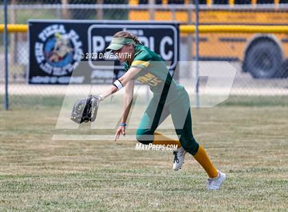 Thumbnail 2 in Beckman vs Monticello (West Delaware Invitational) photogallery.