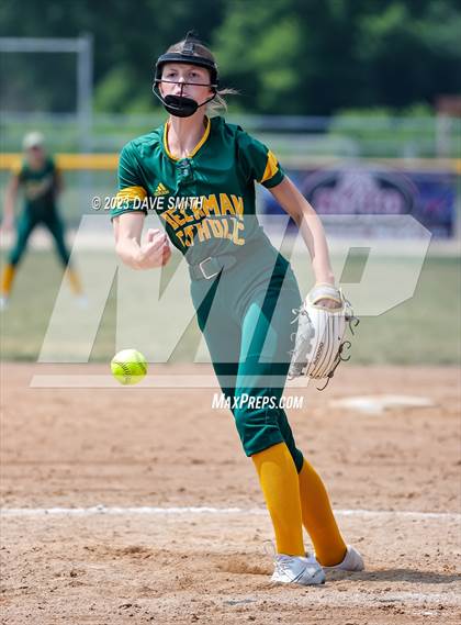 Thumbnail 3 in Beckman vs Monticello (West Delaware Invitational) photogallery.