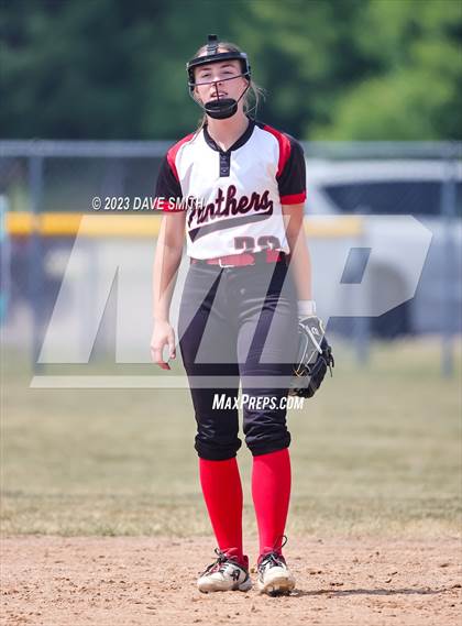 Thumbnail 2 in Beckman vs Monticello (West Delaware Invitational) photogallery.