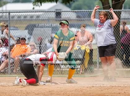 Thumbnail 1 in Beckman vs Monticello (West Delaware Invitational) photogallery.