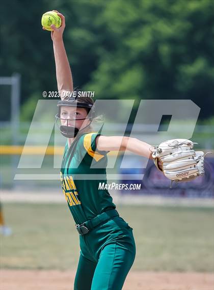 Thumbnail 2 in Beckman vs Monticello (West Delaware Invitational) photogallery.