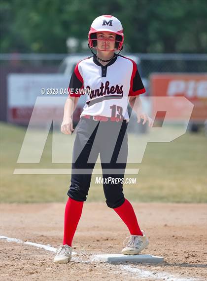 Thumbnail 1 in Beckman vs Monticello (West Delaware Invitational) photogallery.