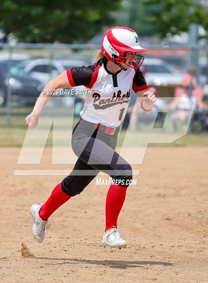 Thumbnail 1 in Beckman vs Monticello (West Delaware Invitational) photogallery.