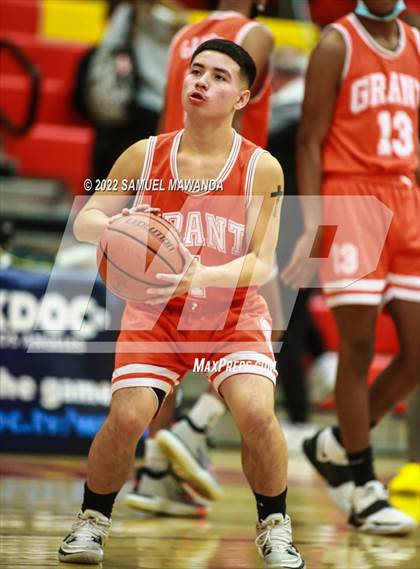 Thumbnail 3 in Grant vs El Camino Real photogallery.