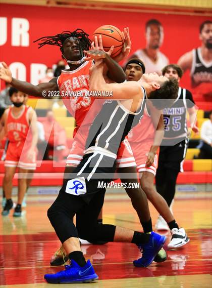 Thumbnail 1 in Grant vs El Camino Real photogallery.