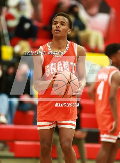 Thumbnail 3 in Grant vs El Camino Real photogallery.