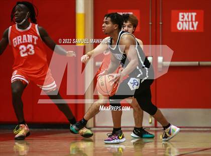 Thumbnail 3 in Grant vs El Camino Real photogallery.