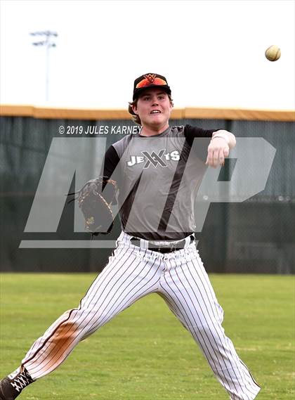 Thumbnail 3 in Doral Academy vs Vauxhall (Bishop Gorman Desert Classic) photogallery.