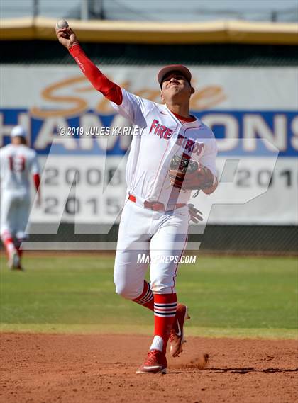 Thumbnail 2 in Doral Academy vs Vauxhall (Bishop Gorman Desert Classic) photogallery.