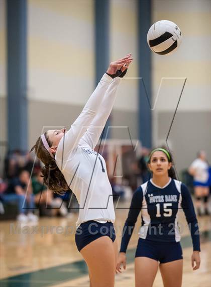 Thumbnail 2 in Barnstable vs Notre Dame Academy (Showcase of Champions Holyoke Gold Semi-Final 1) photogallery.