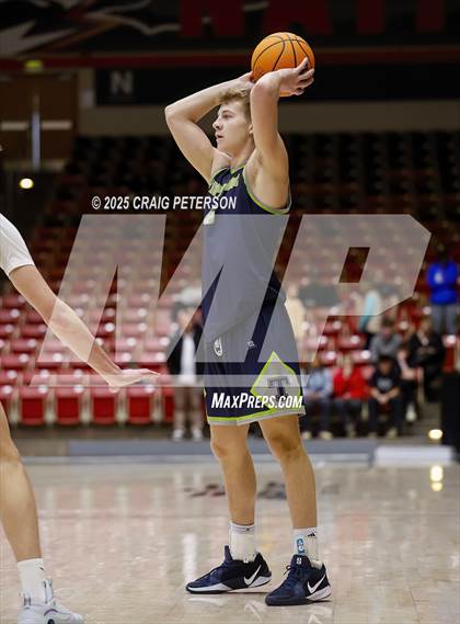 Thumbnail 2 in Green Canyon vs. Timpanogos (UHSAA 4A Quarterfinal) photogallery.